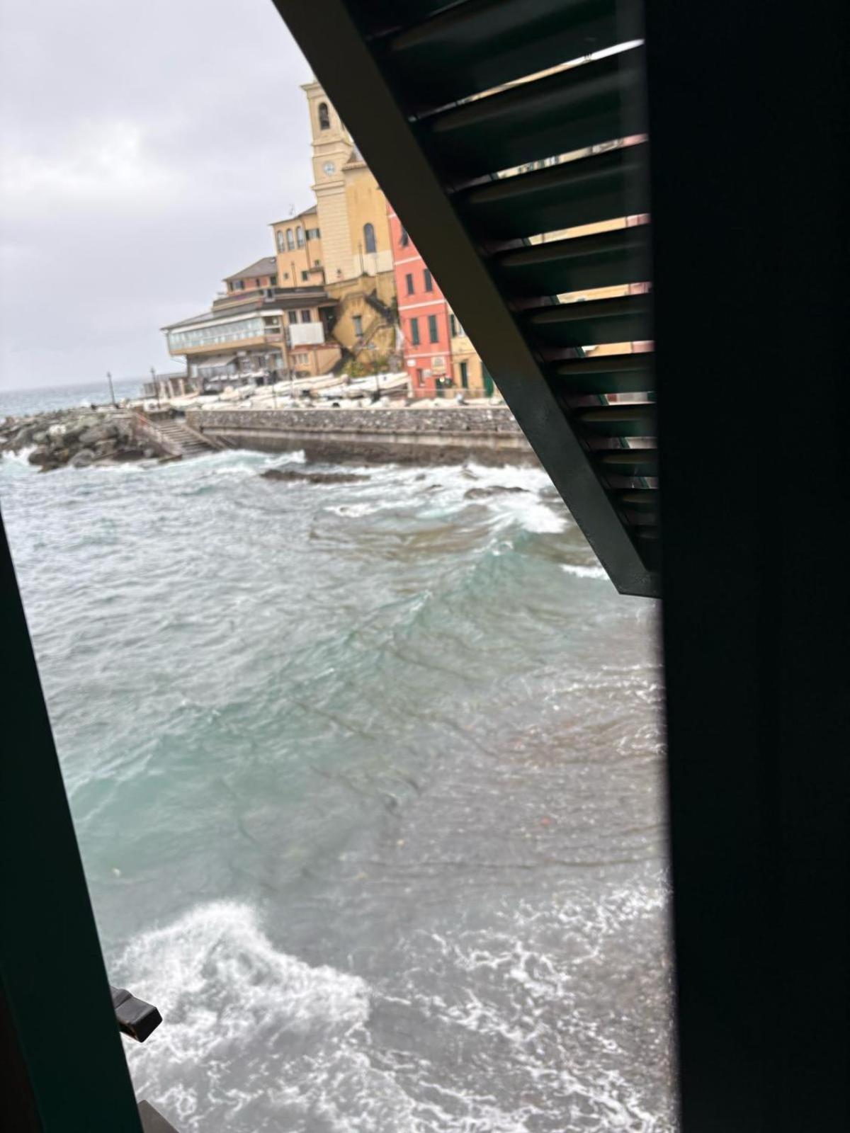 Casa Sulla Spiaggia Di Boccadasse Genua Buitenkant foto